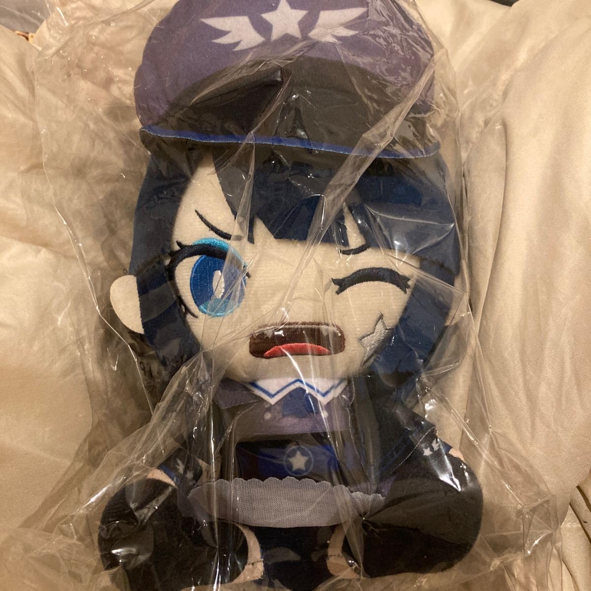 Ado　ぬいぐるみ　フリーダム フリーダム Ado コラボ 予約】Ado au コラボ FREEDOM ぬいぐるみ