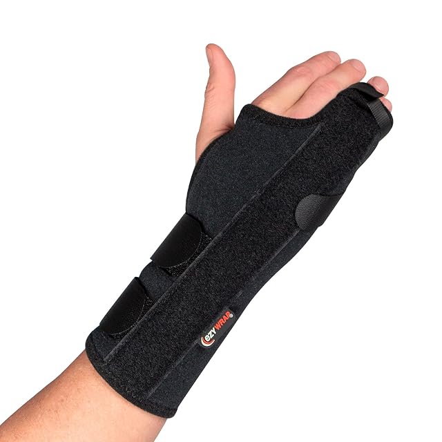 Boxer Fracture Splint Hand Brace with Finger Support Wrist Brace Right Hand with Adjustable Fit Hypoallergenic Material Soft