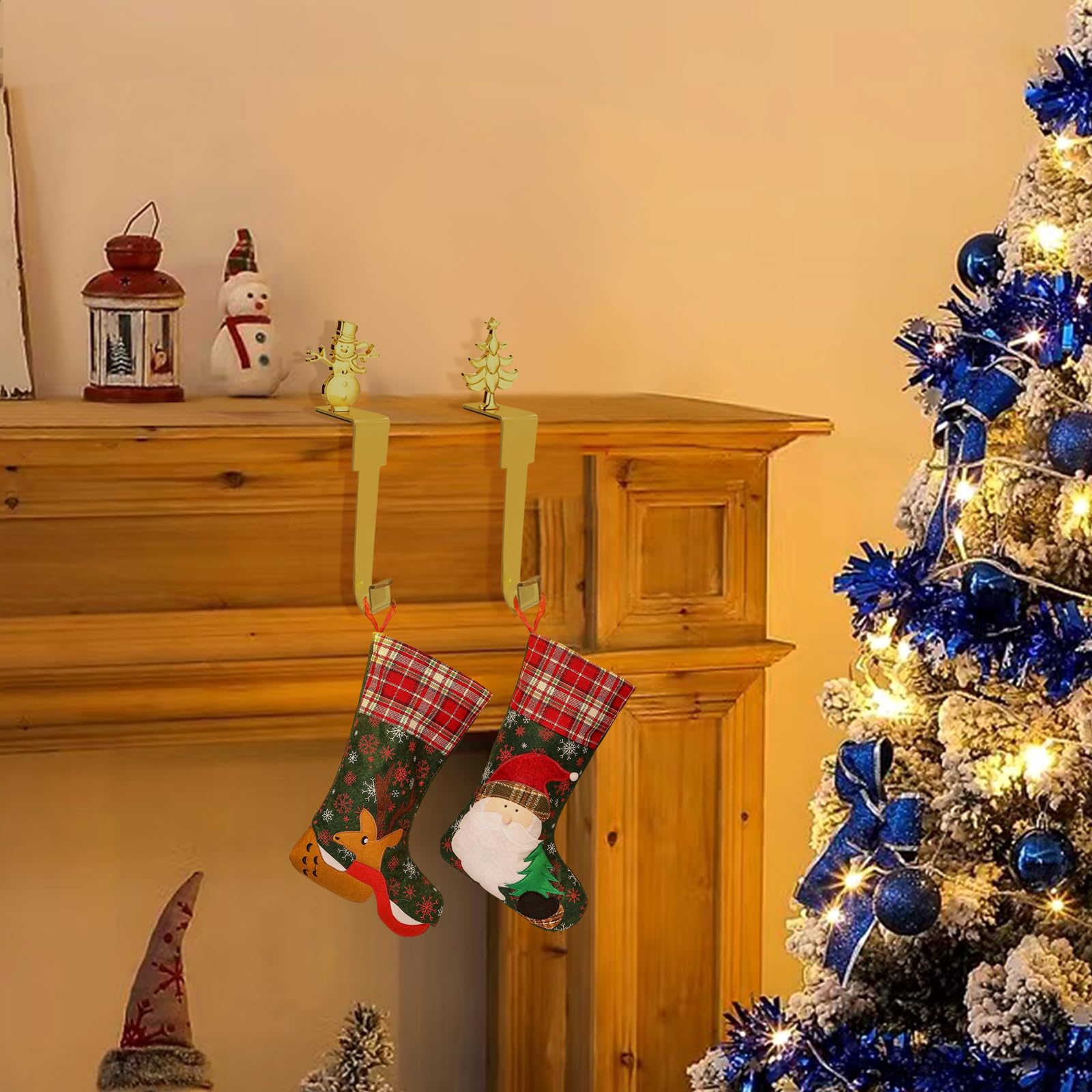 Juego de 4 soportes para calcetines de Navidad para chimenea, ganchos de metal dorado para calcetines de Navidad para chimenea, ganchos para calcetines de Navidad familiares