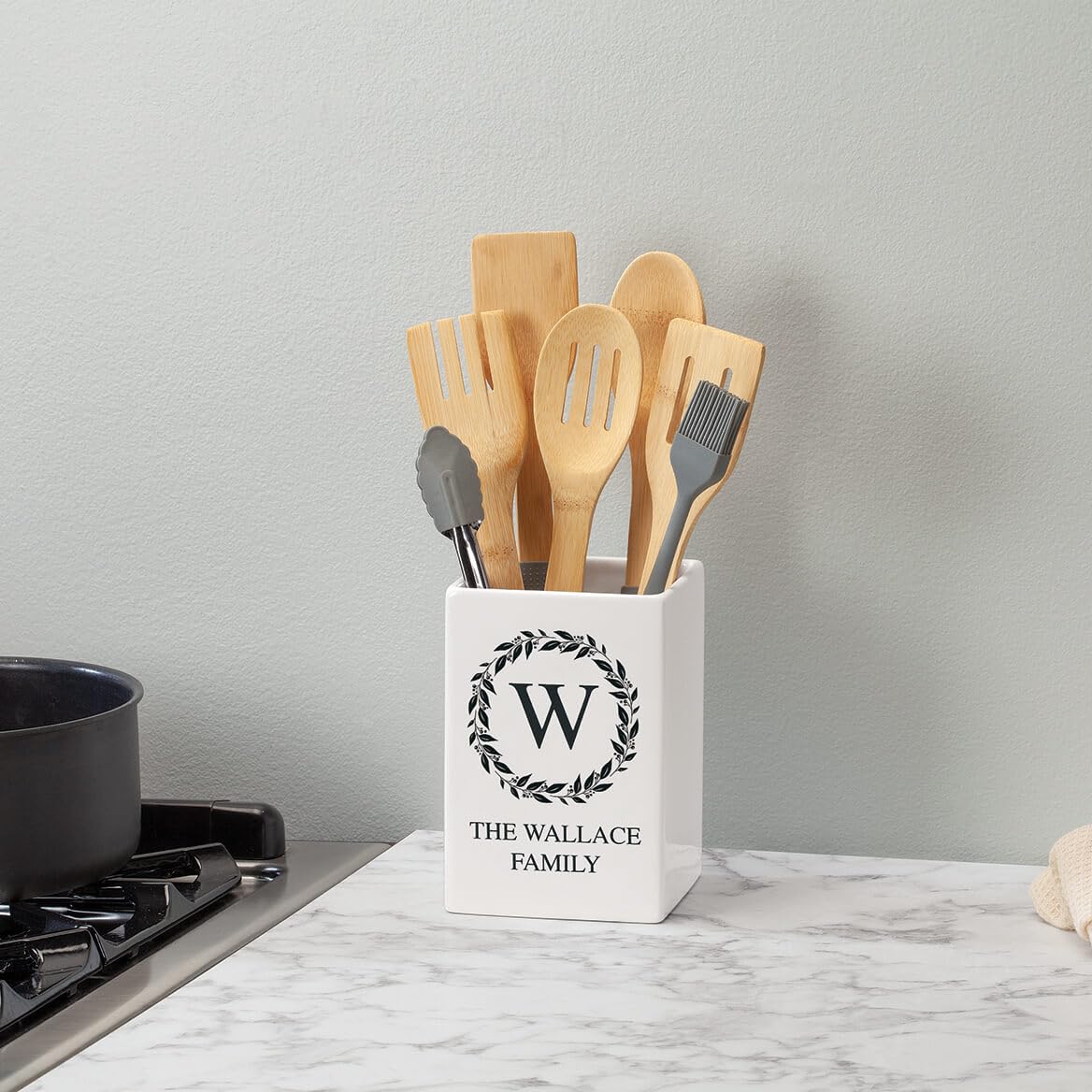 Fox Valley Traders Custom Wreath Initial and Name Square Crock