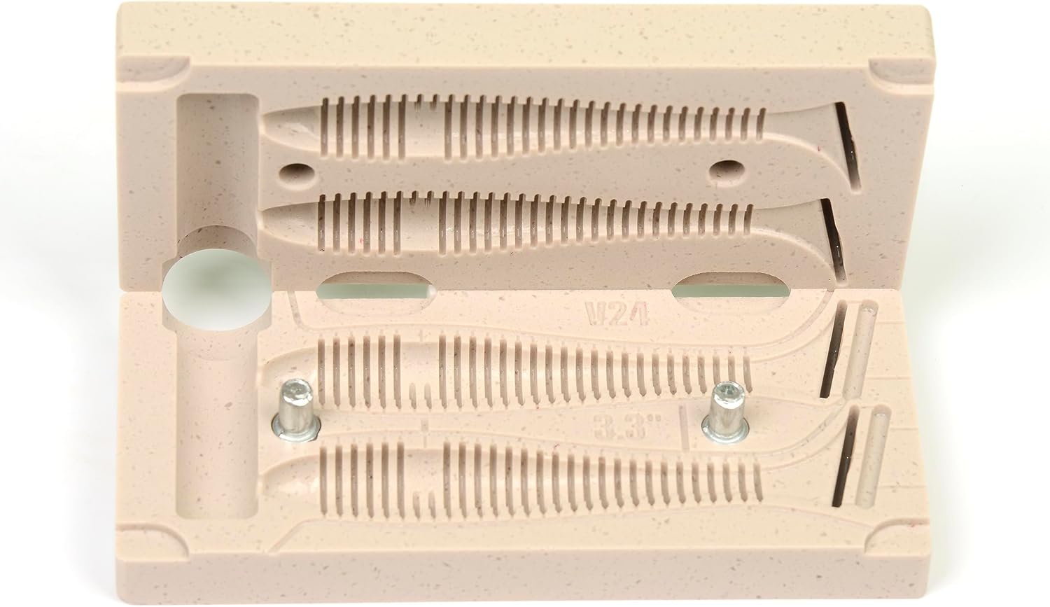 FatFish V24-2C Bait Mold Soft Plastiс Lure Making Injection Mold for Do-It Fishing Lures 3.3"