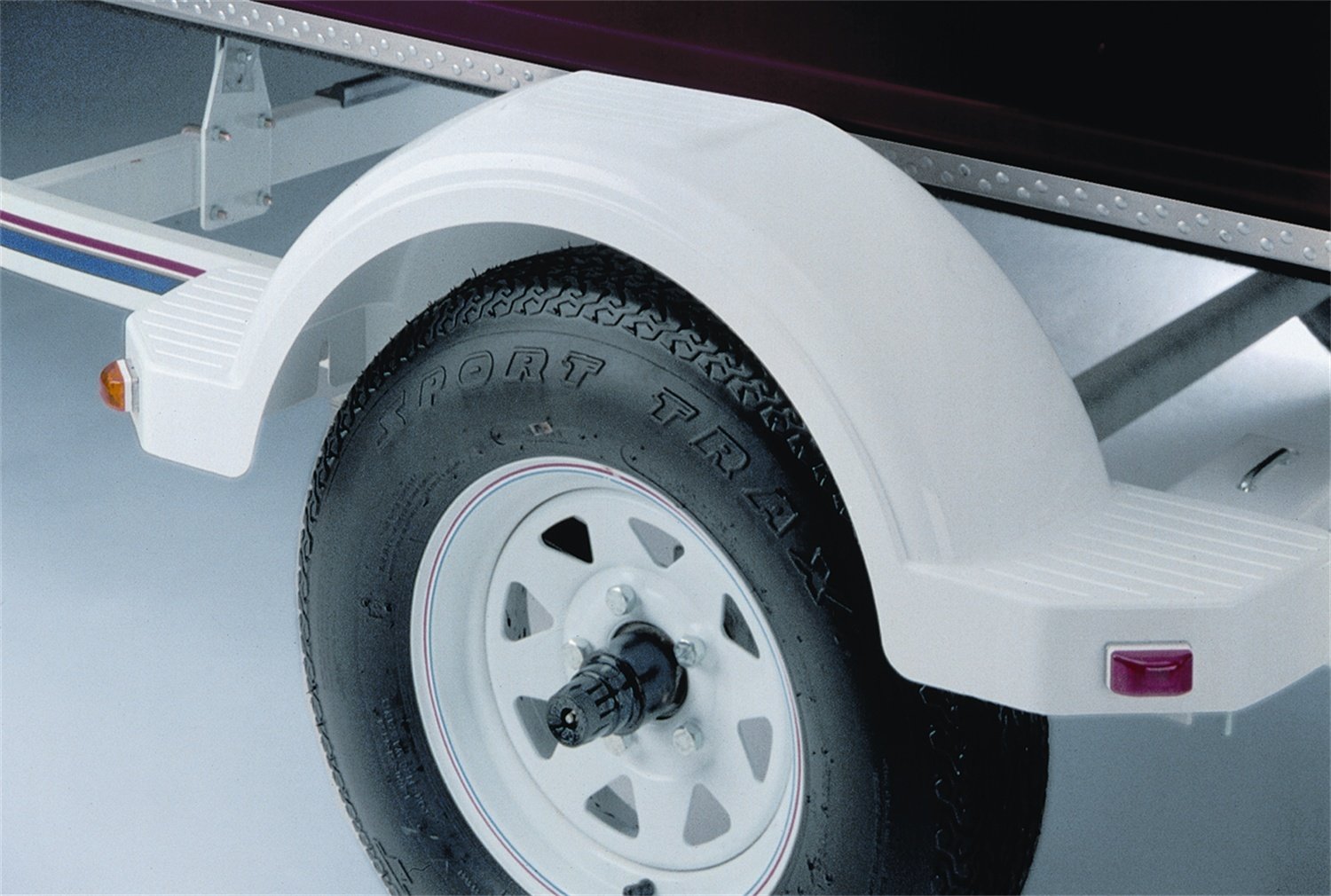 Fulton 008574 Plastic Trailer Fender for Single 14
