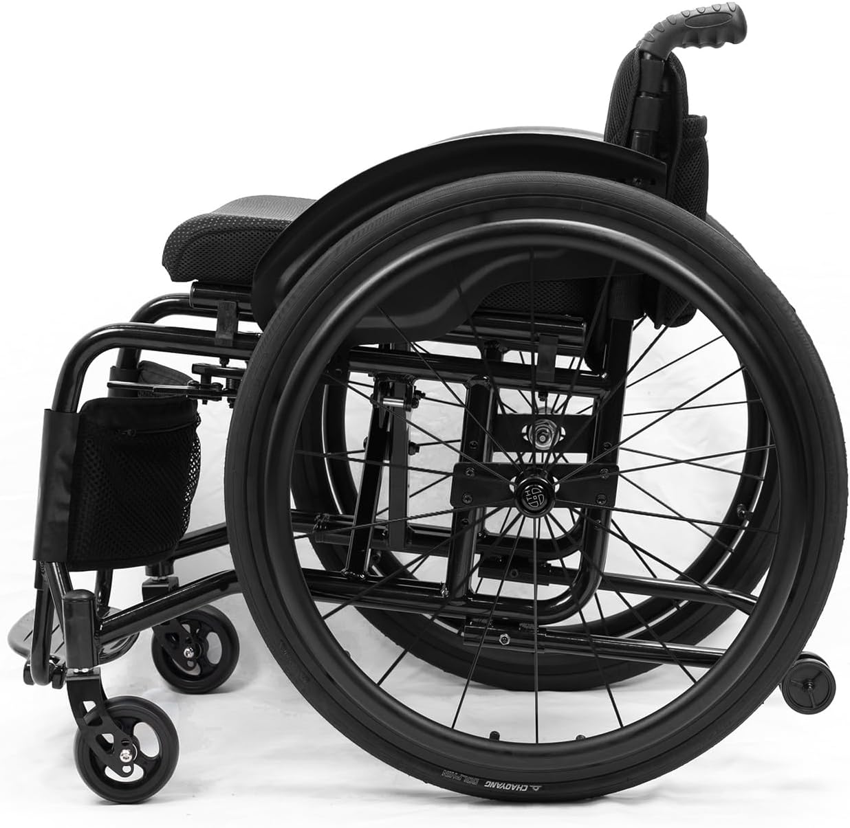 Lightweight Sports Wheelchair All Terrain Foldable Aluminum Wheelchair,Adjustable Footrest Suitable for Teenagers, Adults, Seniors(Black1,Seat Width 42cm/16.5in)
