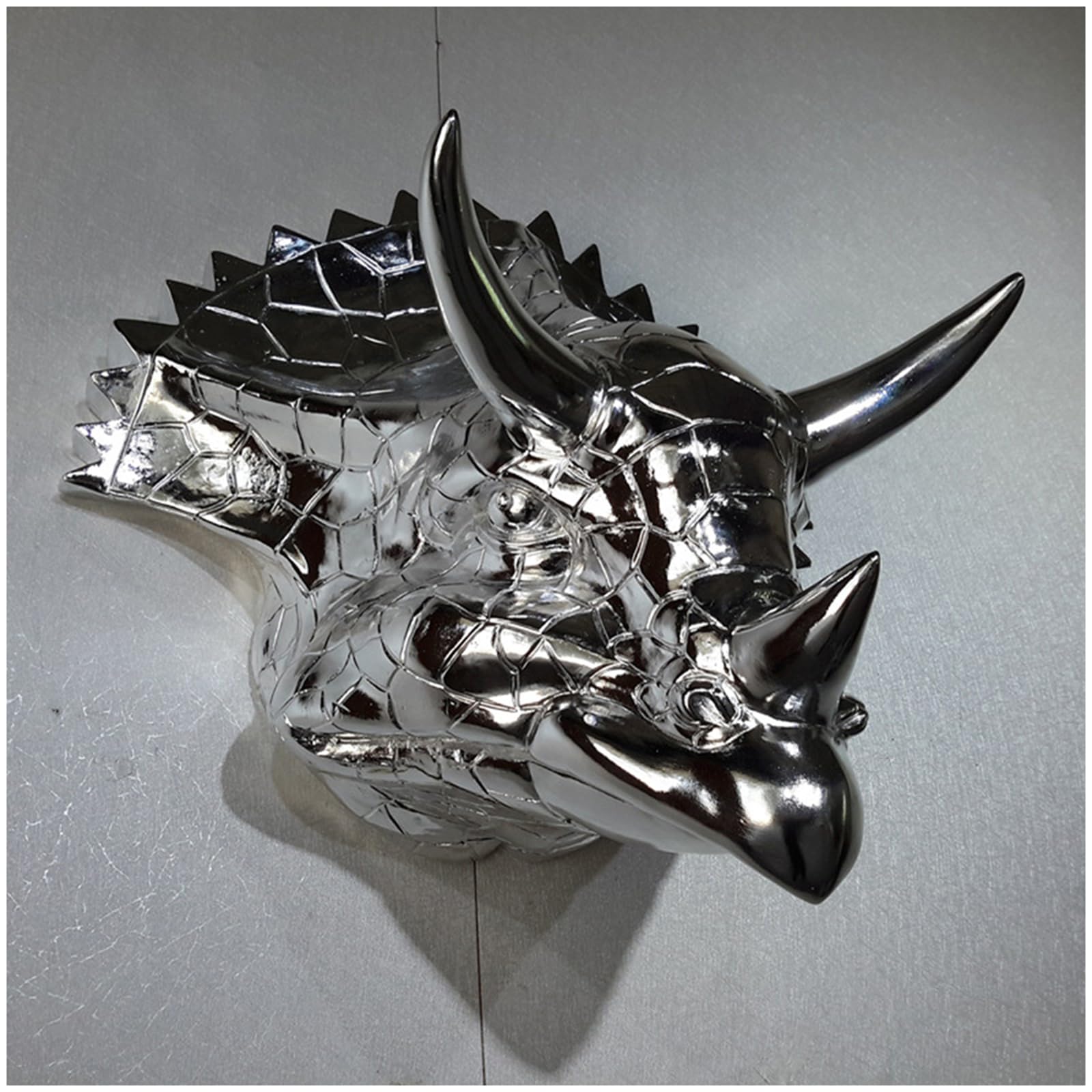 YXCQHZM Triceratops montowana na ścianie - platerowana głowa dinozaura wisząca dekoracja ścienna rzeźba tablica figurka - realistyczna replika krainy przed czasem dinozaury epoka lodowcowa