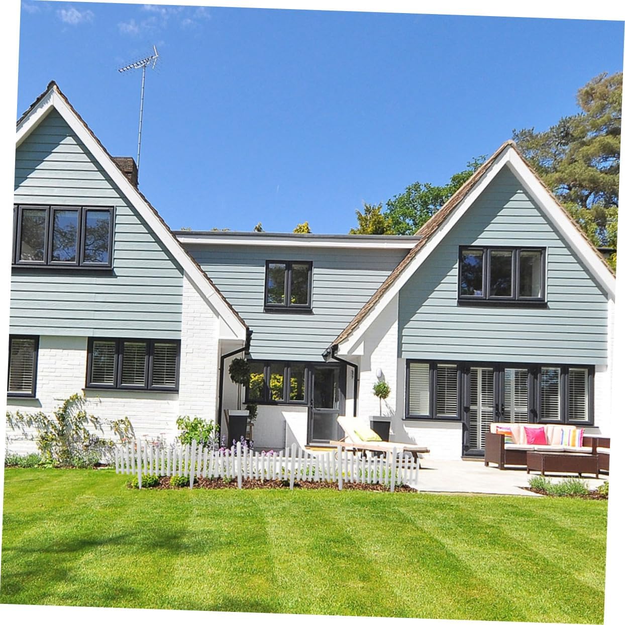 6pcs Outdoor Garden Fence Panels Fence Decorative Picket Garden Enclosure Simple Elegant