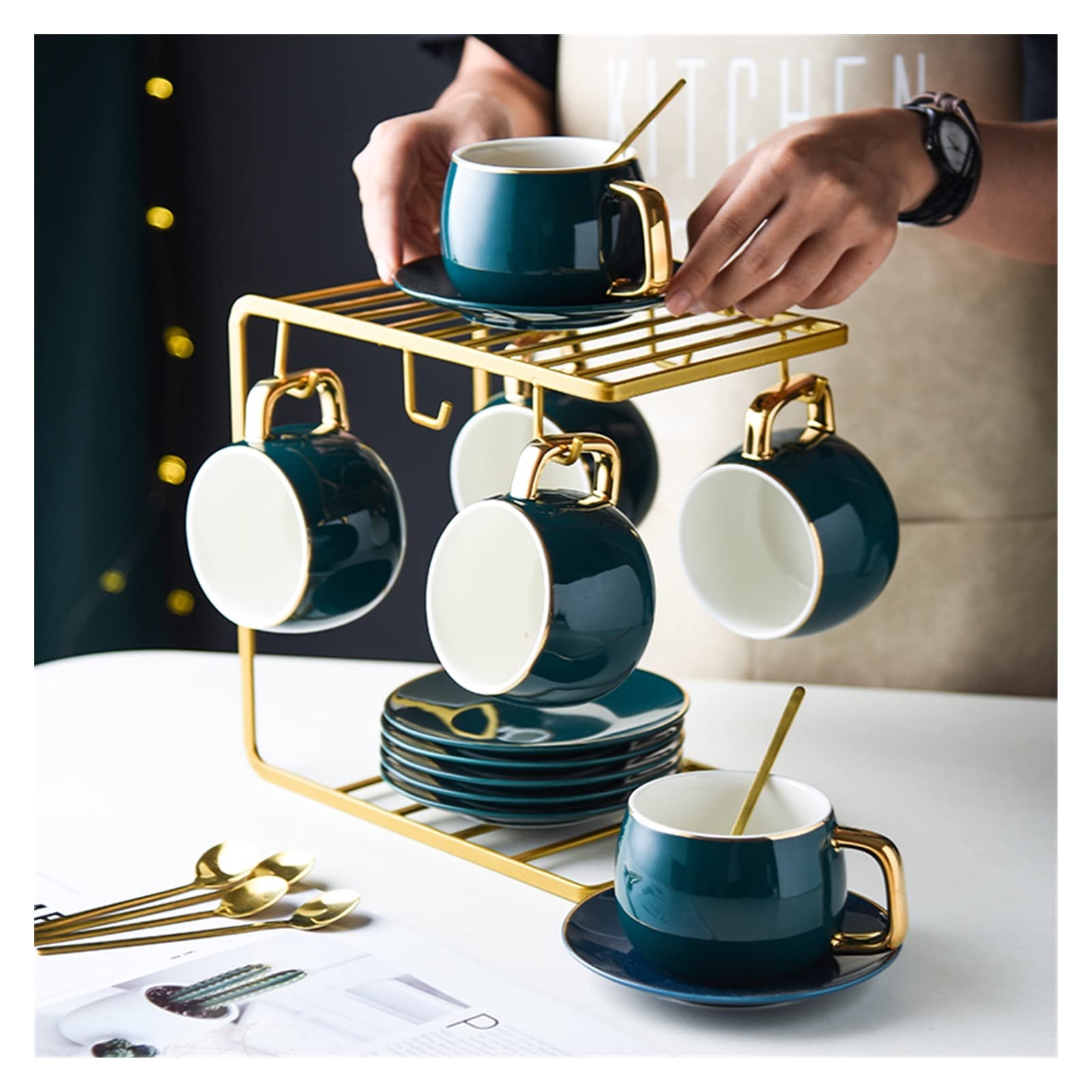 Tazze Caffe Modern Design Porcellana Tazza di caffè e piattino Ceramica semplice Tazza semplice Light Luxury Espresso Drinkware for il tè Set Tazzine Caffè (Color : Red)