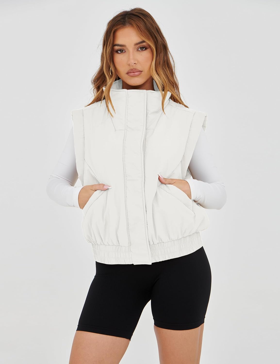 Lviefent Womens Puffer Vest Cropped Lightweight Button Down Quilted Vest Sleeveless Padded Gilet Coat with Pockets - Image 5