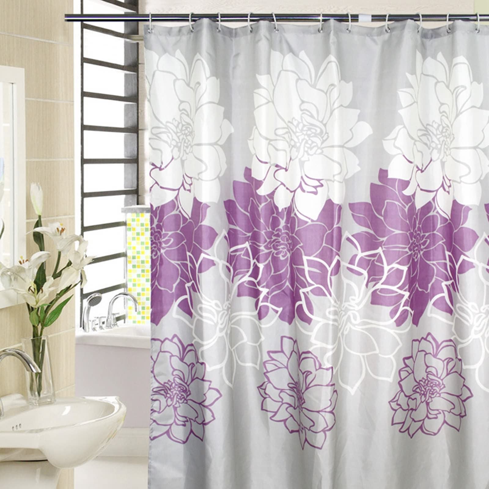 Rideau de douche floral KnSam violet pour créer une ambiance spa nature