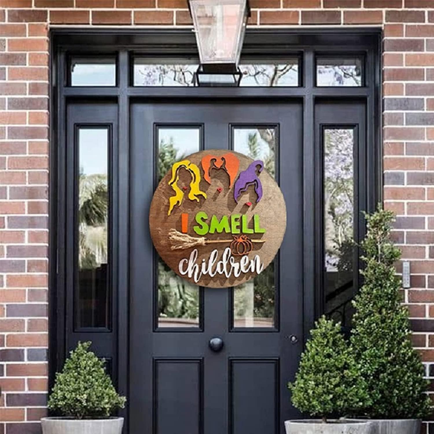 Otcmuky Halloween Door Sign,Hocus Pocus Door Sign with I Smell Children Letters and 3 Witches,Halloween Decoration,30cm Round Halloween Halloween Wood Door Hangers,Halloween Party Supplies