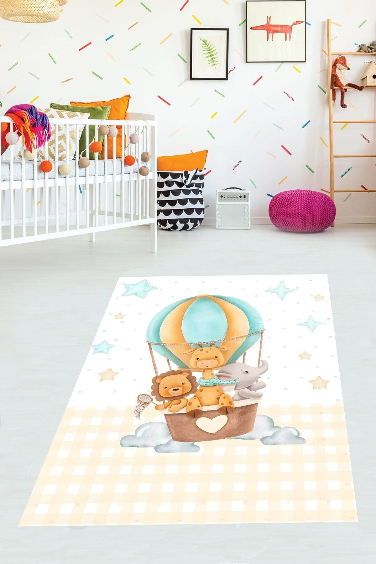 Pelangi Uçan Balonda Fil Aslan Zürafa ve Yıldızlı Yıkanabilir Kaymaz Taban Leke Tutmaz Çocuk Odası Halısık, Beyaz 180 x 250, 76420451802501