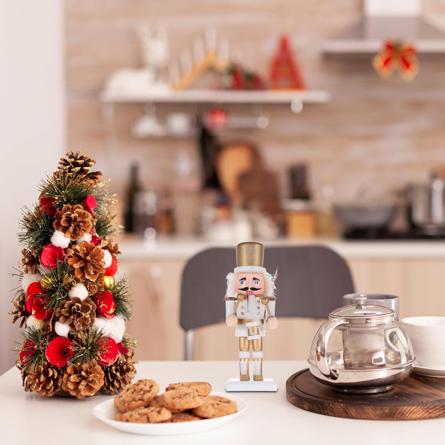 DECHOUS 3Pcs Christmas Nutcracker Figures, 6 Inch White and Gold Christmas Nutcrackers, Wooden Soldier Figurines for Home Tabletop Mantel Holiday