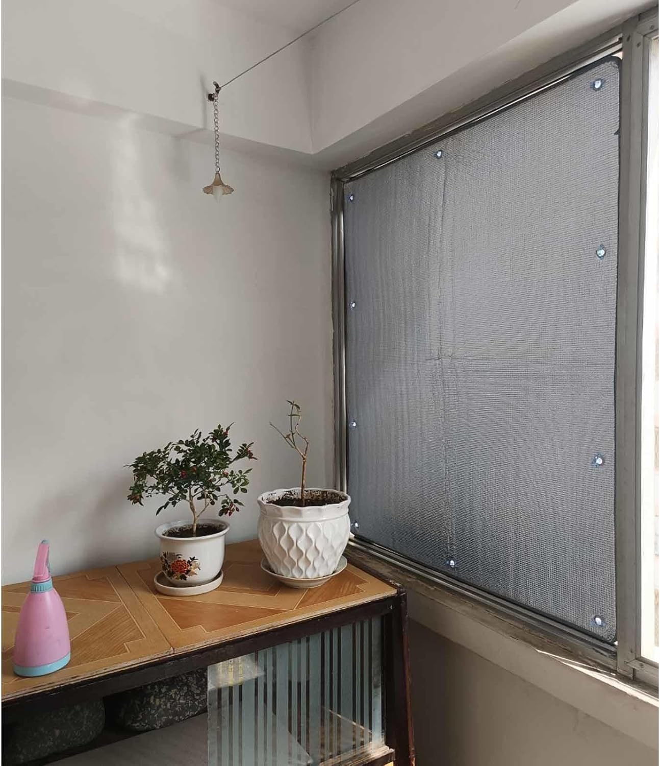 熱反射窓フィルム、プライバシーフィルム、8mmアルミニウム箔ガラス断熱フィルム、完全遮光カーテン、紫外線防止窓用ガラスフィルム。,W