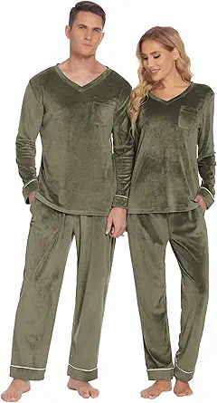 Ekouaer Couples Matching Pajamas Sets Velvet PJs Set for Men and Women Velour Long Sleeve Sleepwear S-XXL