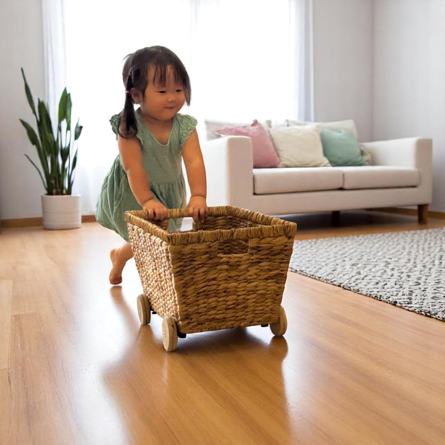 Wicker Toys Storage with Removable Wheels, Set of 2, Heavy Duty Hyacinth Storage Baskets for Organizing, Storage Woven Basket, Rattan Basket, Toys Storage (Water Hyacinth)