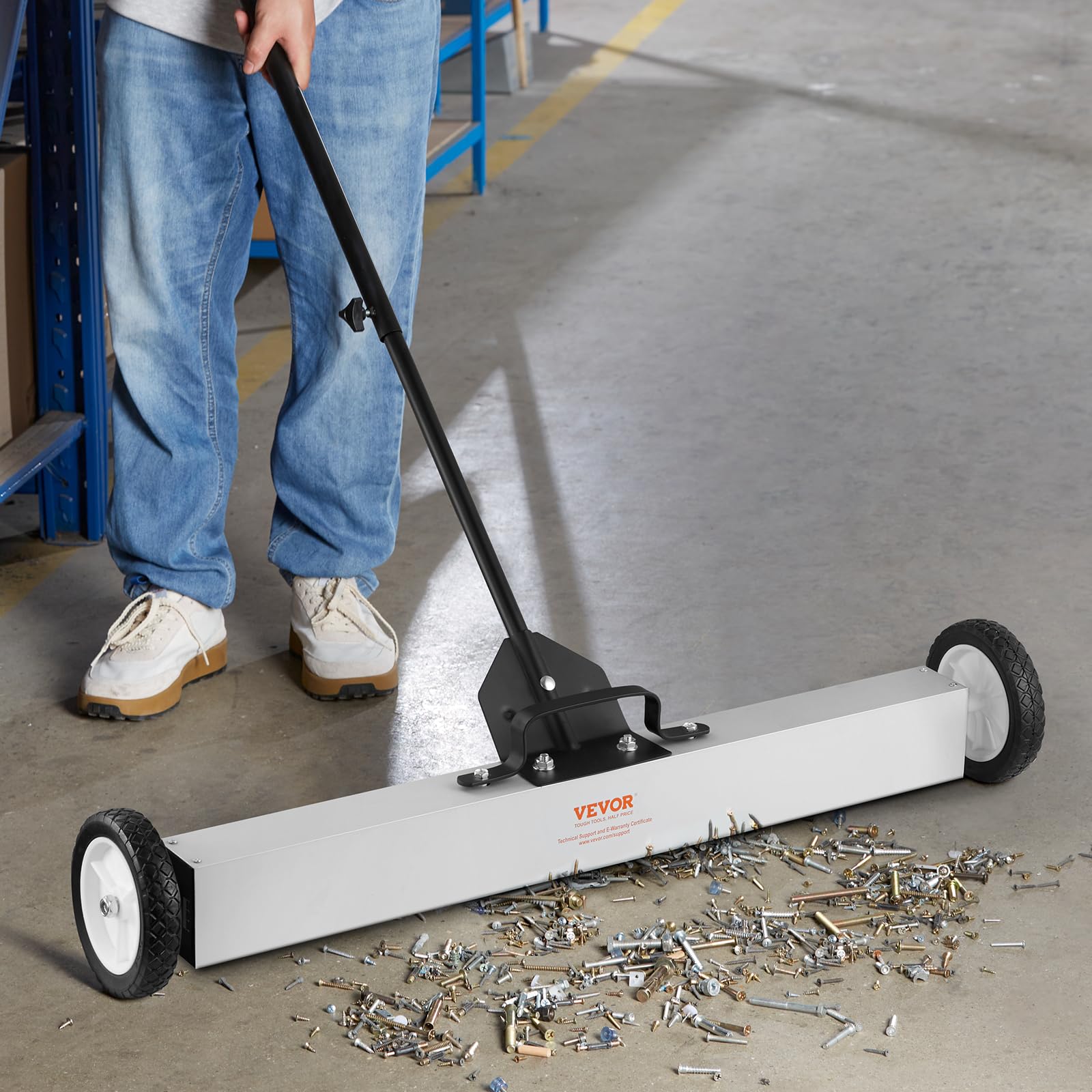 VEVOR Balayeuse Magnétique 24,9 kg Balai Magnétique Télescopique 77-113 cm 745 mm avec Roues
