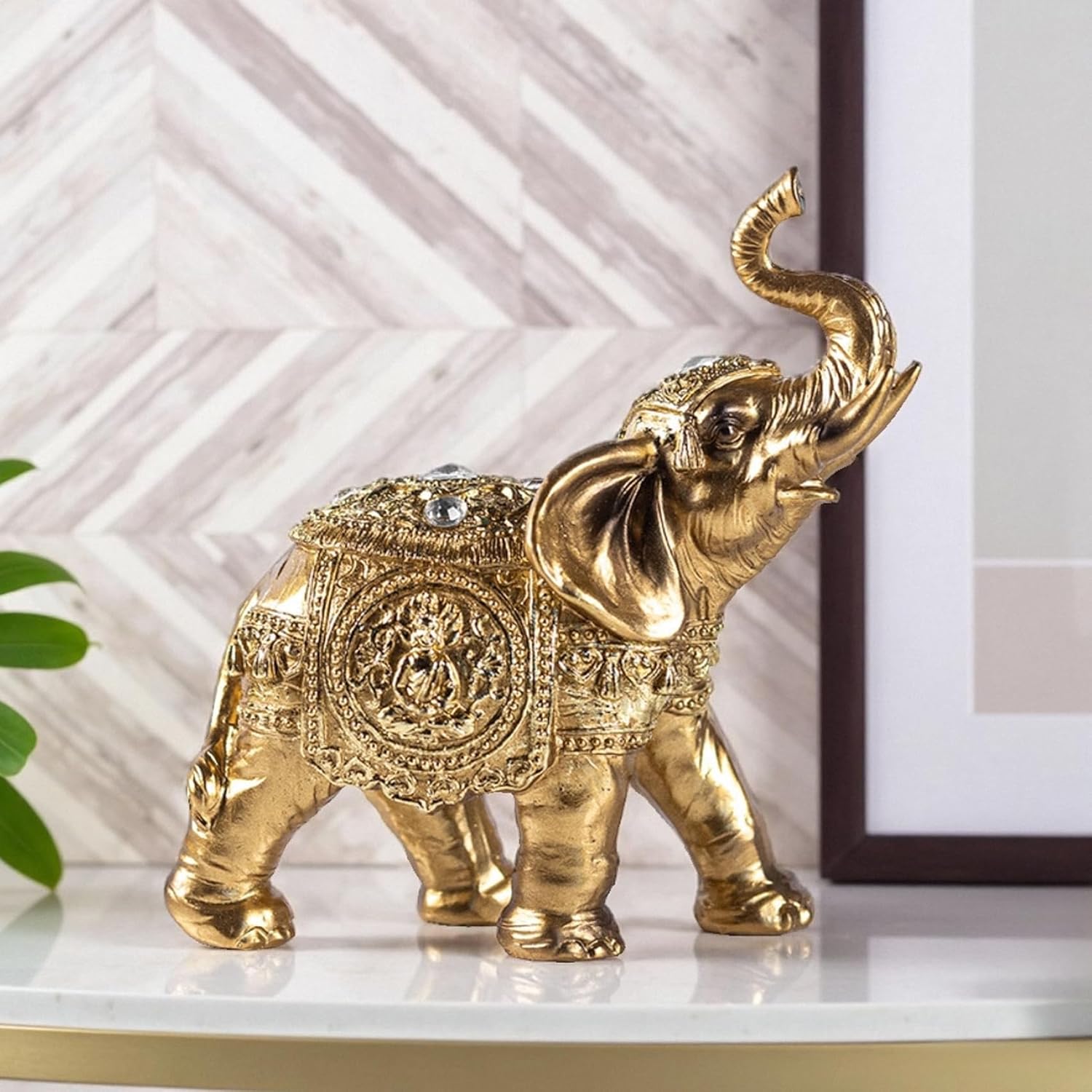 Gold Elephant Statue, Elephant Decor，Modern Art Deco Decorative Figurine, Resin Sculpture for Home, Living Room, Office