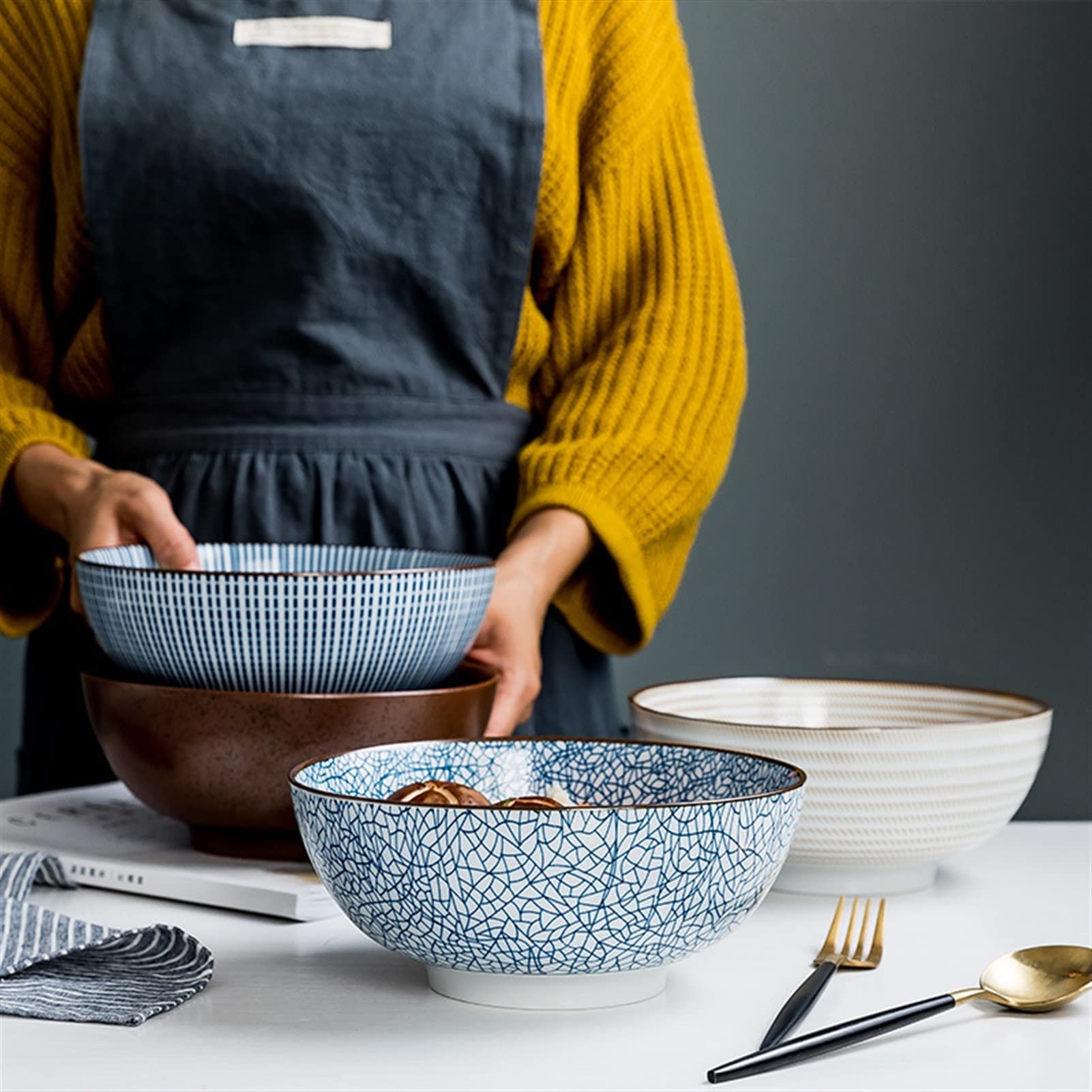 8-calowa ceramiczna miska na makaron w paski Duża miska na zupę Restauracja Zastawa domowa w stylu retro /372(A)