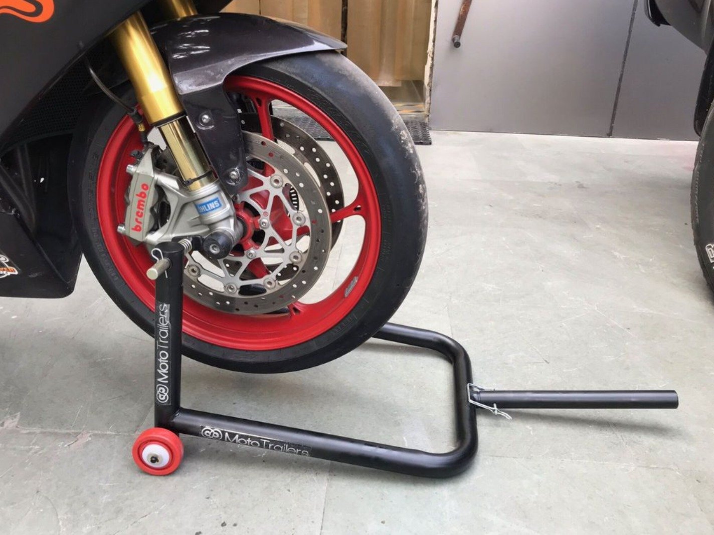 MotoGP Front Head Stand Paddock Stand Review atelieryuwa.ciao.jp