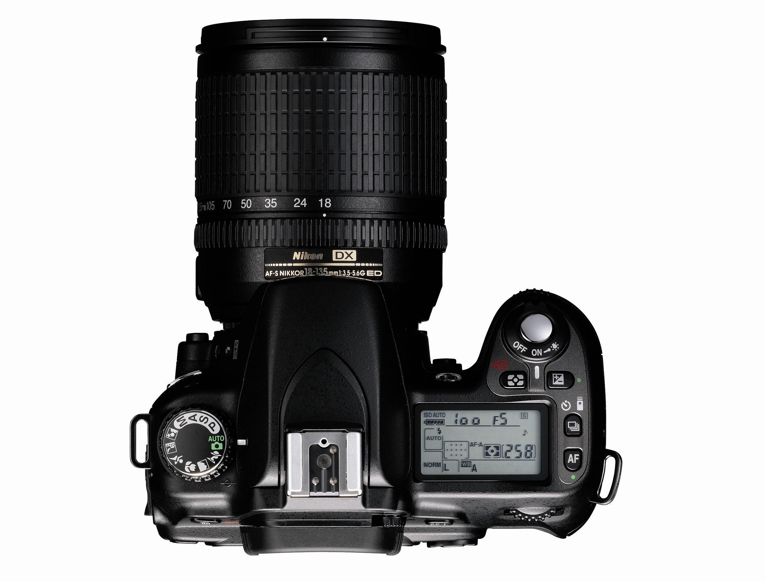 取引中）Nikon ニコン D80 本体＋AF-S 18-55mm 3.5-5.6Gレンズ ニコンD  