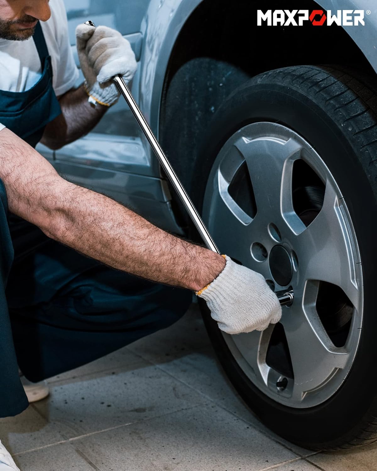 MAXPOWER 1/2-Inch Drive 24" Breaker Bar with 125mm Extension Bar, and 3- piece Sockets Including 17 mm, 19 mm, and 21 mm