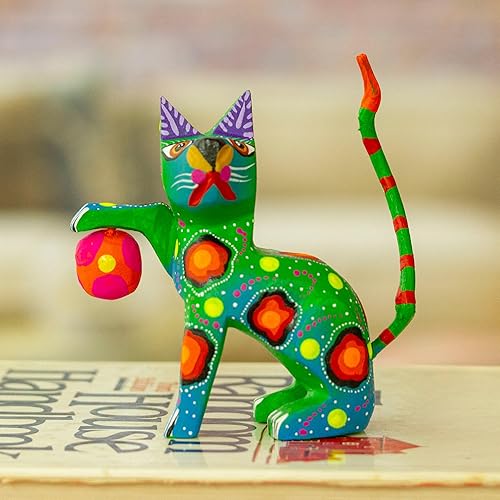 NOVICA Artisan Handmade Wood Alebrije Figurine Painted Green Copal Cat