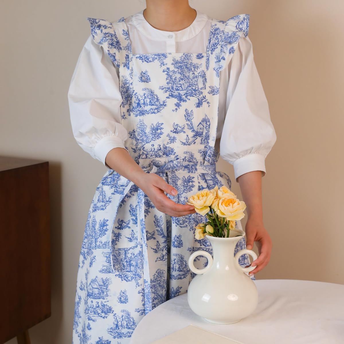 Organic Cotton 'Petite-Fit' Nursery Apron view 4