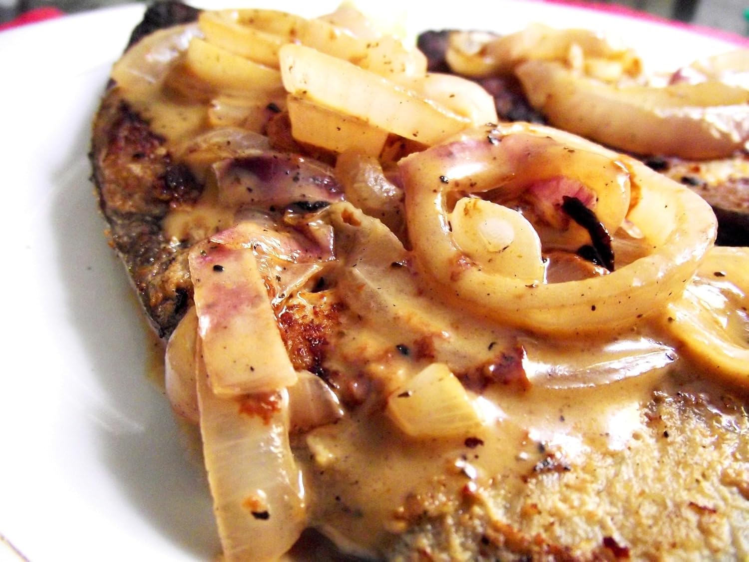 TomorrowSeeds - Spanish Globe Onion Sets (Bulbs) Seeds - 4 Pound - Variable Set Sizes - For 2026 Planting Gardening Sweet Golden Excellent Storage Long Day Onions Grow Your Own Home Farm Patio Healthy