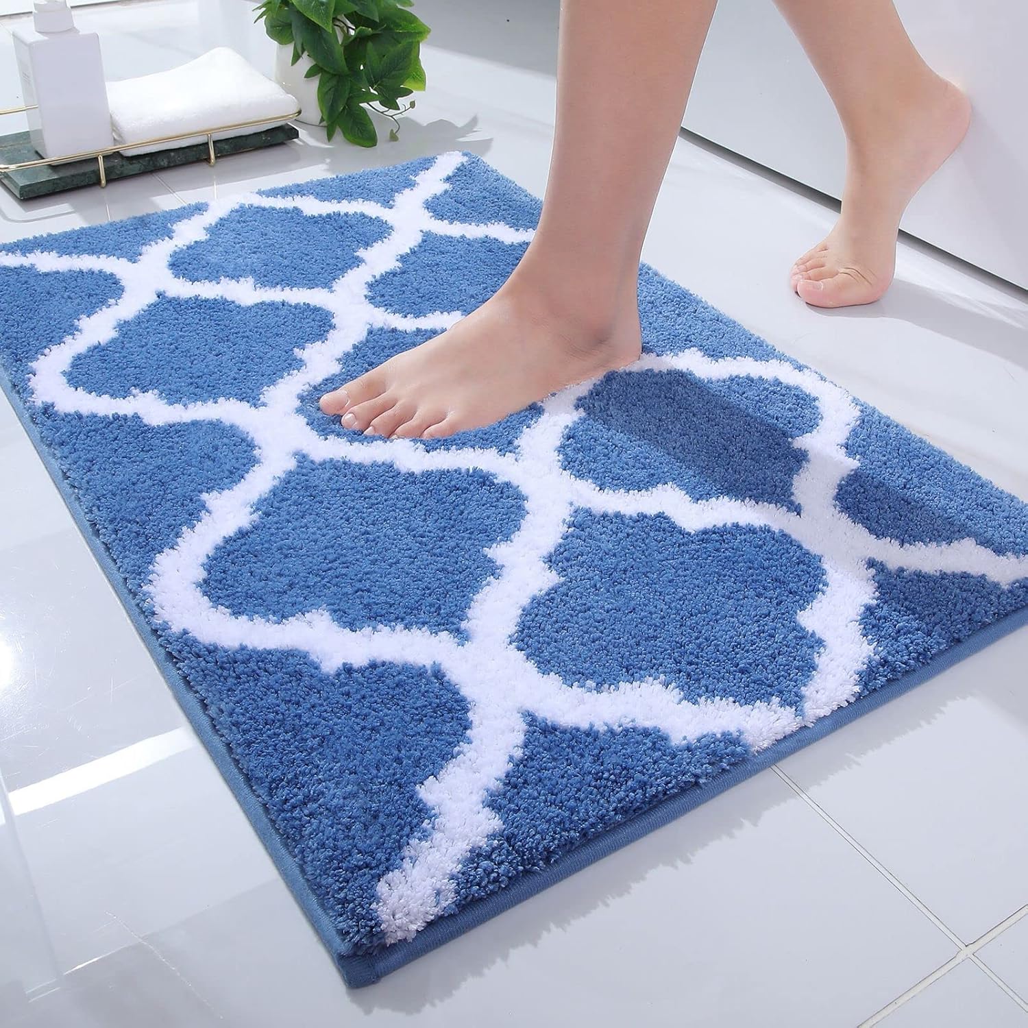 Olanly Luxury Bath Mat, Soft and Absorbent Microfiber Bathroom Rugs