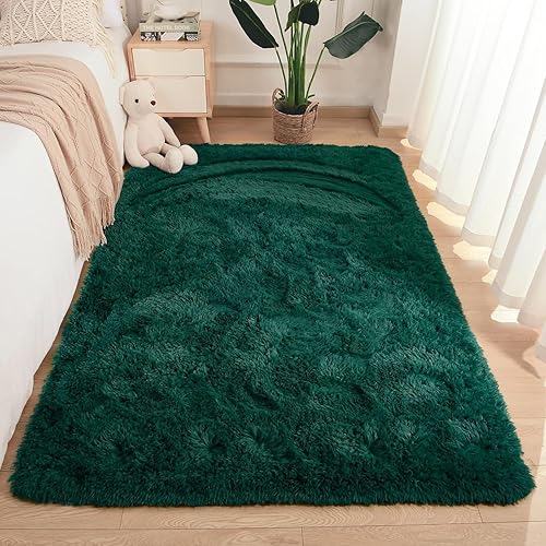 Merelax Soft Modern Indoor Shaggy Area Rug for Bedroom Livingroom Dorm Kids Room Home Decorative, Non-Slip Plush Fluffy Furry Fur Rugs Comfy Nursery Accent Floor Carpet 5x8 Feet, Deep Green