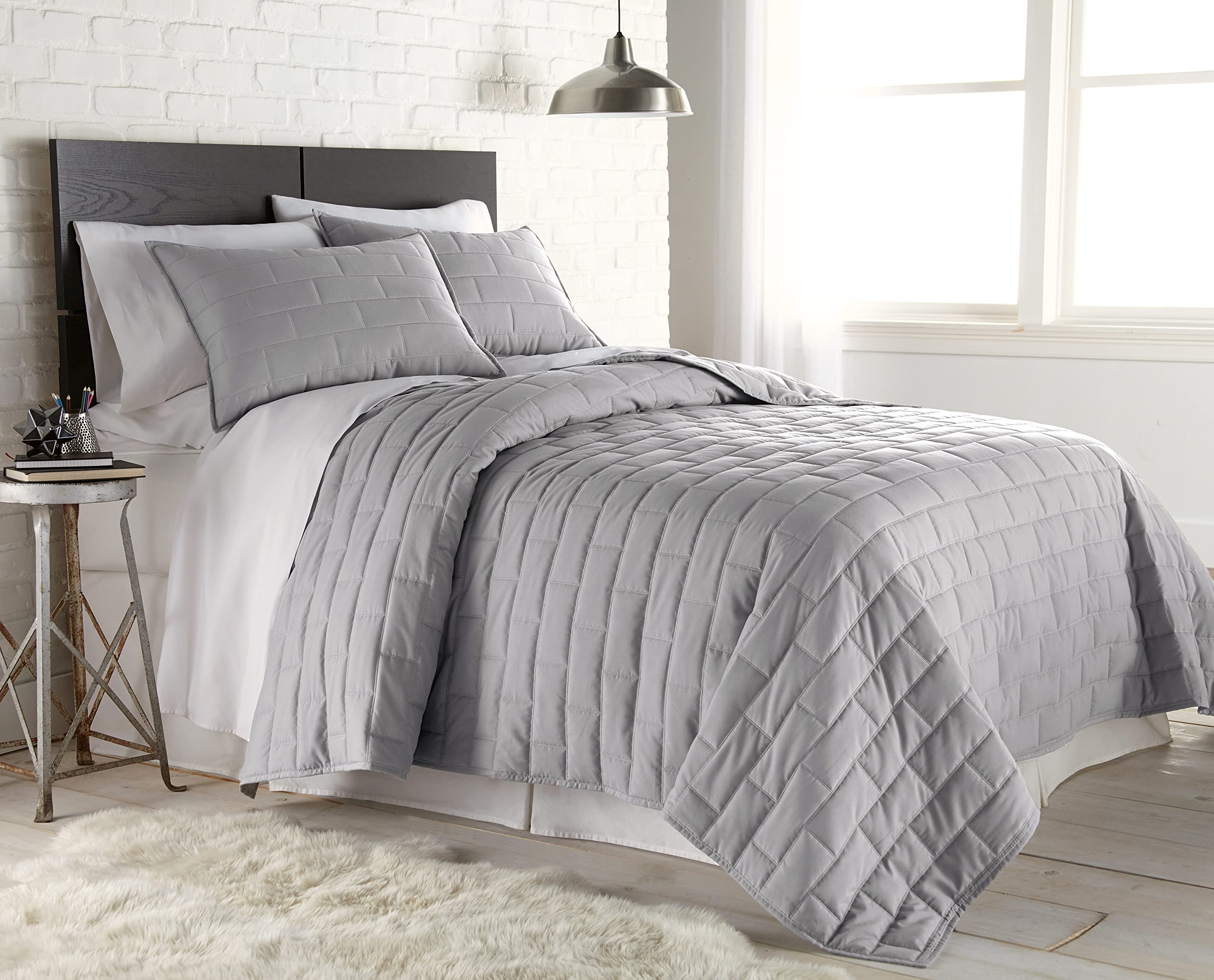 Southshore Fine Linens - The Brickyard Collection - Lightweight, 3 Piece Quilt Set, Full/Queen, Steel Grey