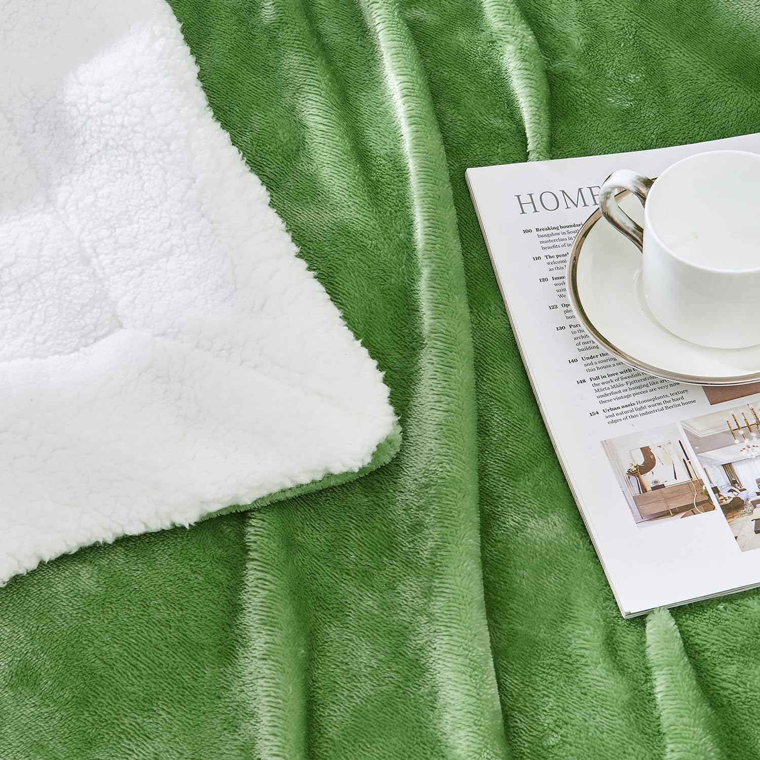 Bedsure Plaid Canape Couverture Polaire - Jete De Canape Vert 150x200, Plaid Canapé Sherpa Double Face 2 Personnes Doux Et Chaude