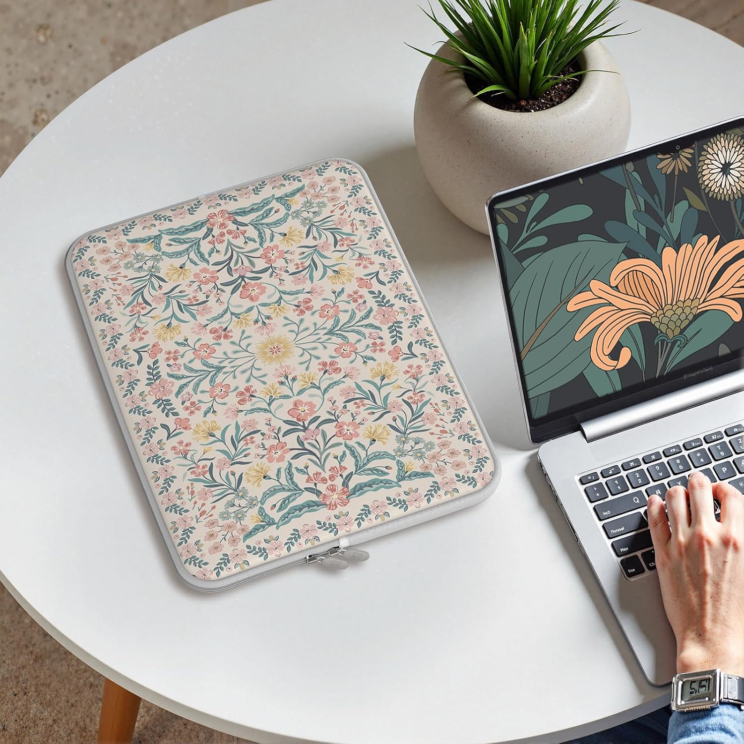 iCasso Laptop Sleeve 13 inch for MacBook Air 13-13.6 inch, Cute Laptop case for MacBook Pro 13 inch, Slim Protective Travel Carrying Case for MacBook Pro 14 inch, Computer Mats for Desktop,Pink Floral