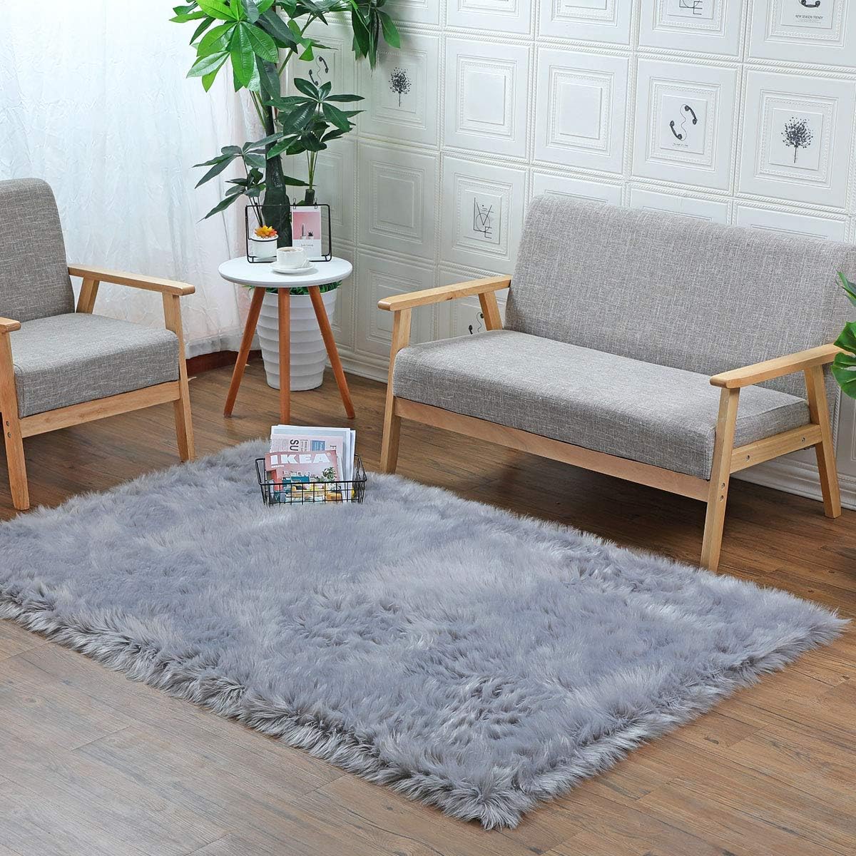 YIHAIC Faux Sheepskin Rug