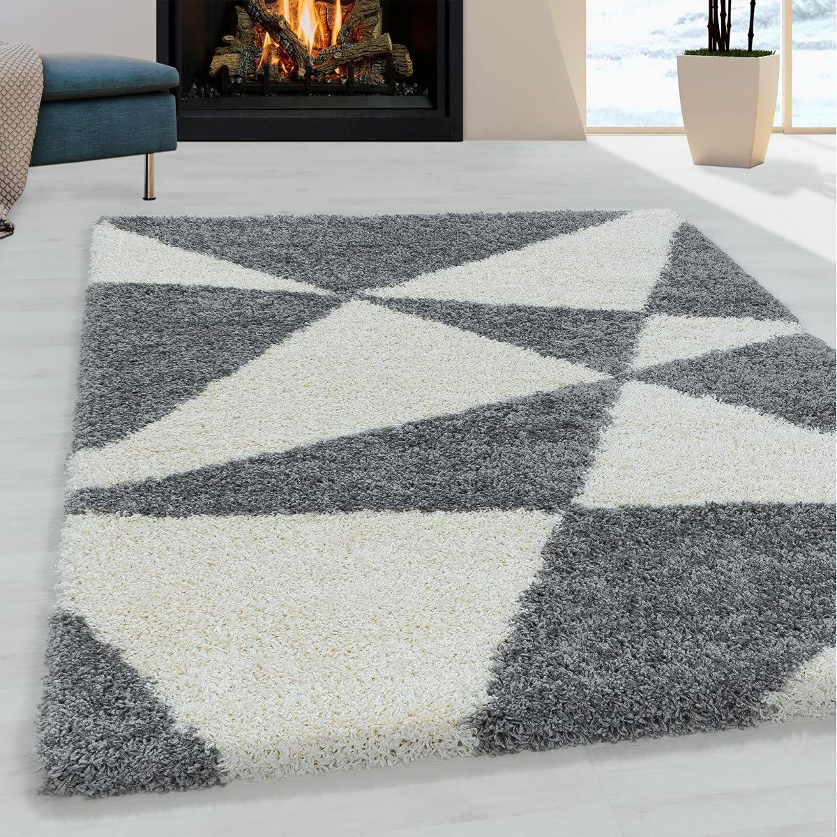 Tapis design à poils longs gris 280x370 grand format pour chambre et salon géométrique