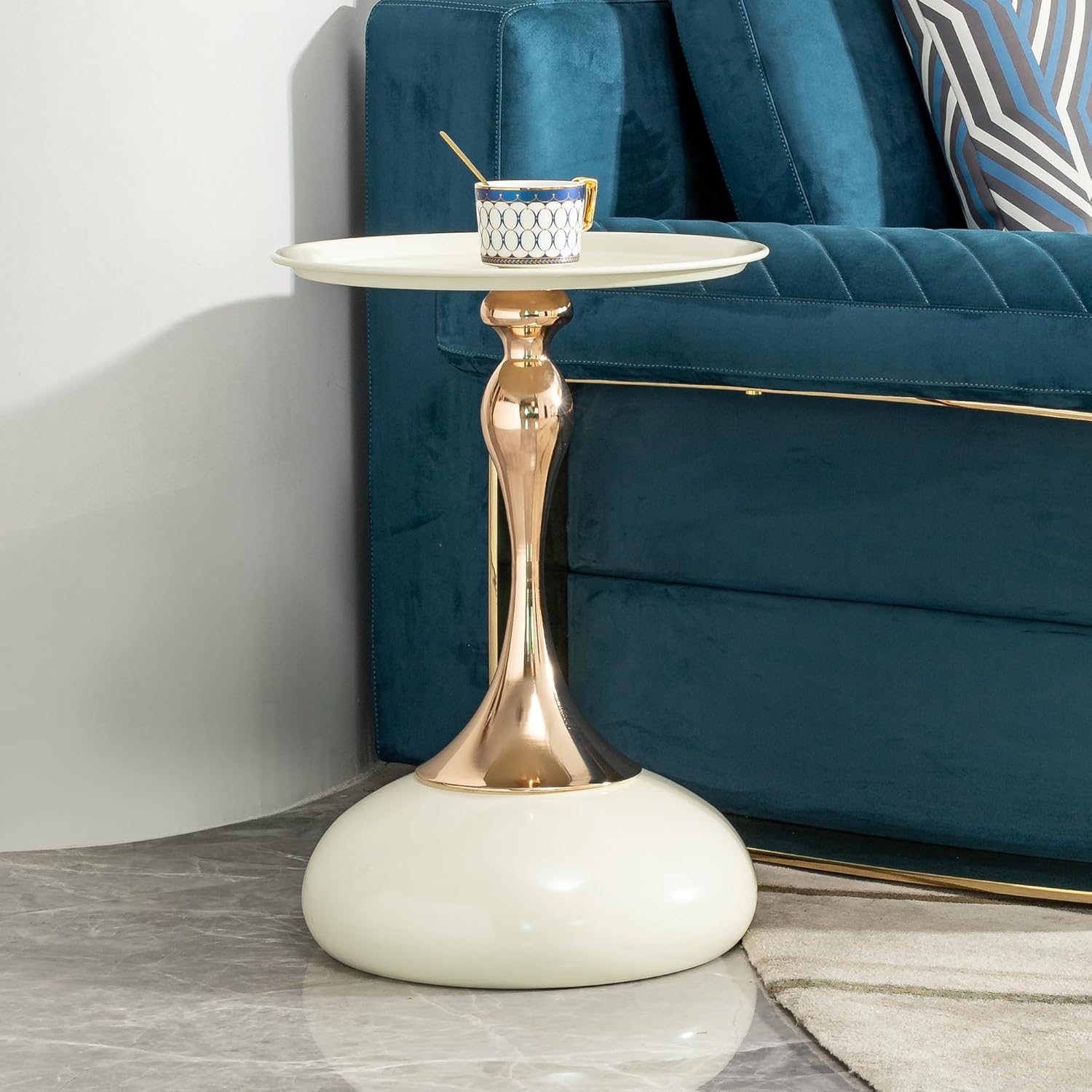 14 inches Metal Small Round Side End Table, Coffee Drink Cocktail Table, Small Accent Pedestal Table for Living Room Corners and Small Spaces(Milk White)
