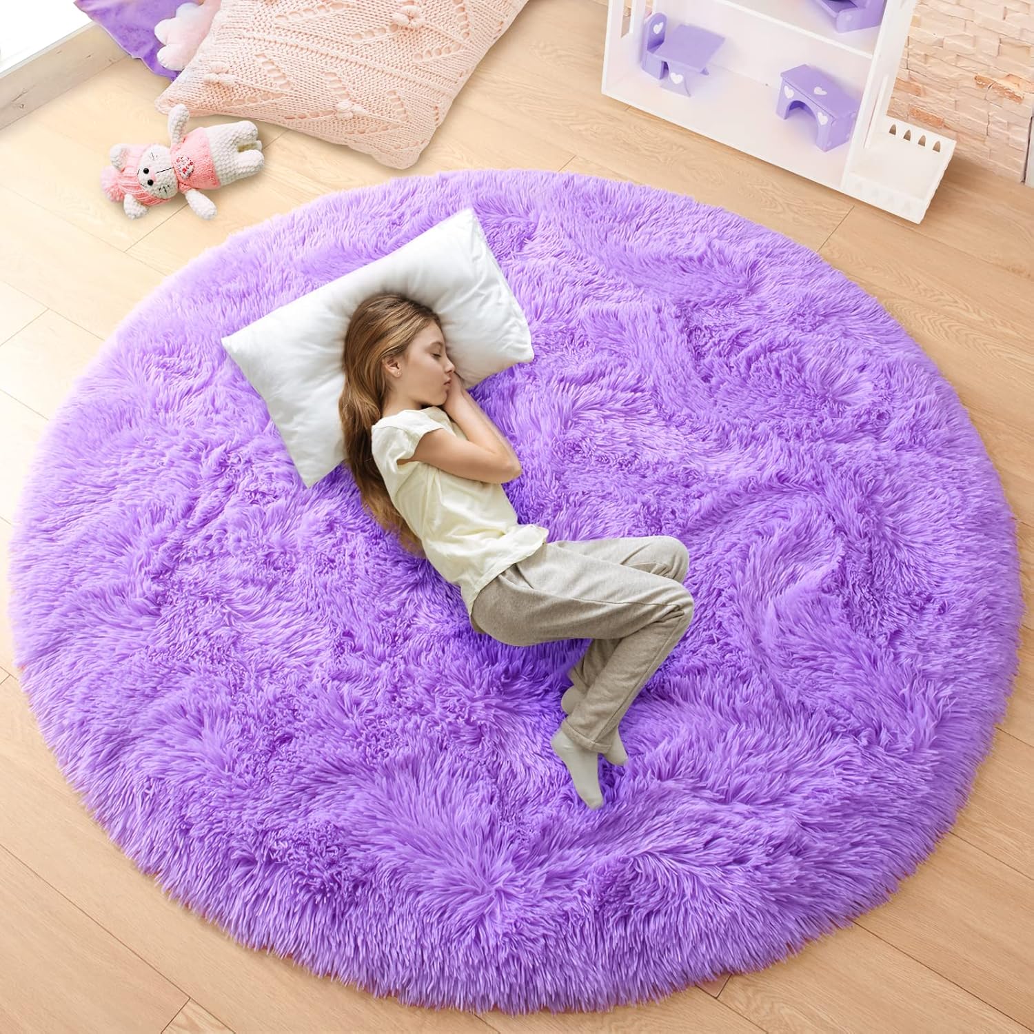 junovo Round Rug 4x4 Feet Fluffy Soft Area Rugs for Kids Girls Room Princess Castle Plush Shaggy Carpet Cute Circle Nursery Rug for Kids Girls Bedroom Baby Room Home Decor Circular Carpet, Purple Purple 4' (Round)