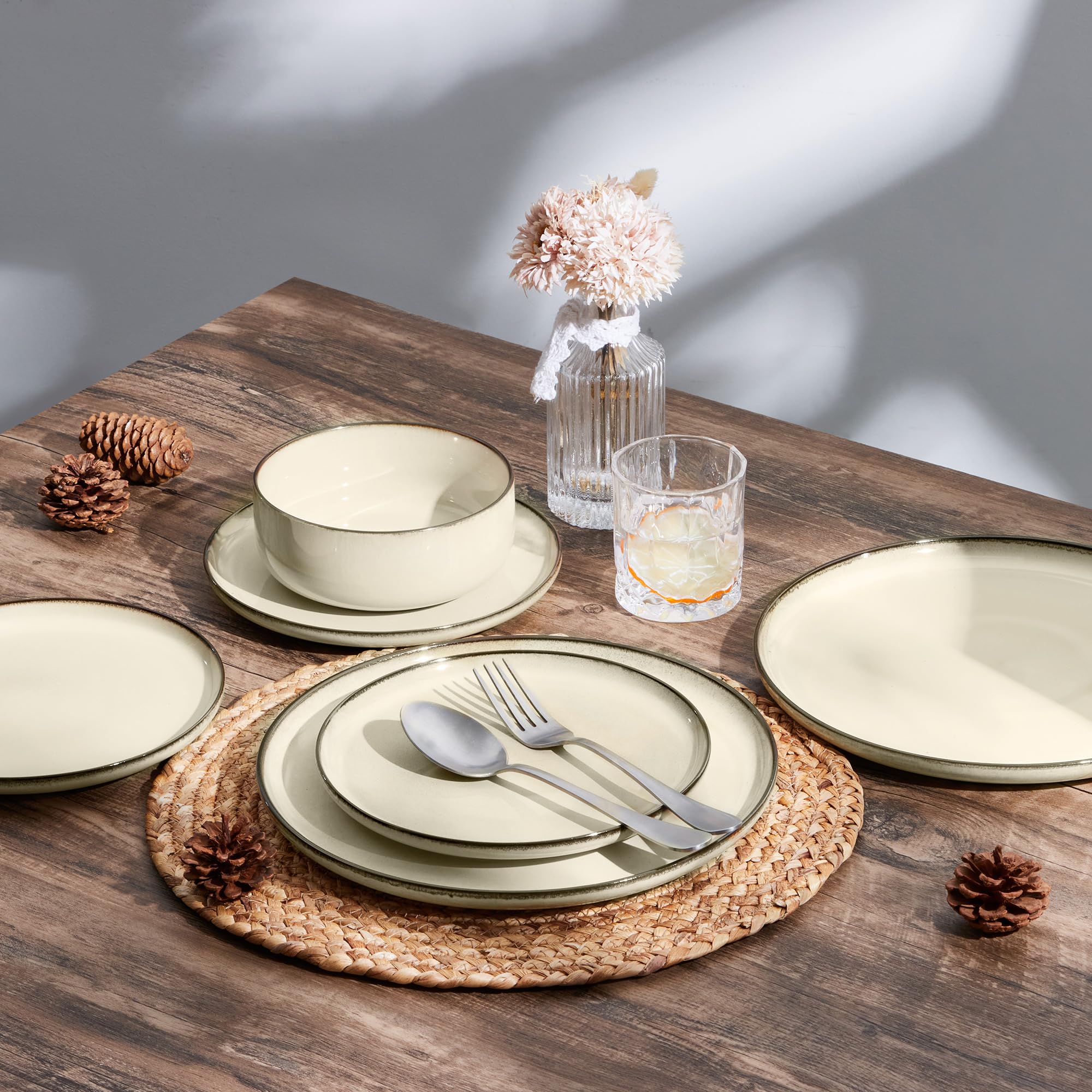 Joyfair Service de table pour 6 personnes, 18 pièces, en grès résistant, rayures, assiettes plates, dessert, bols céréales, micro-ondes, lave-vaisselle, kaki récif