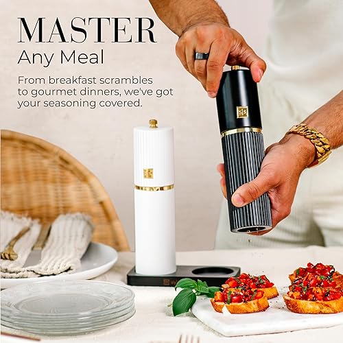 Miniatura 7 de Styled Settings Juego de molinillo de sal y pimienta blanco y negro con detalles dorados, juego de dos molinillos manuales de madera recargables con