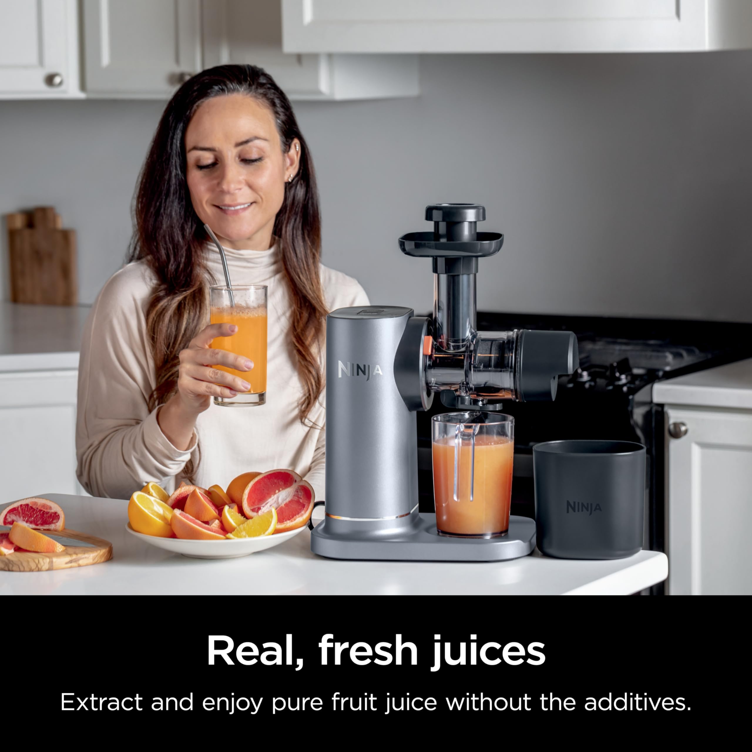 Ninja NeverClog 150 W Cold Press Juicer with 18oz Jug, 30oz Pulp Container, 2-Speed, Compact, Anti-drip lever (JC150) (Renewed)