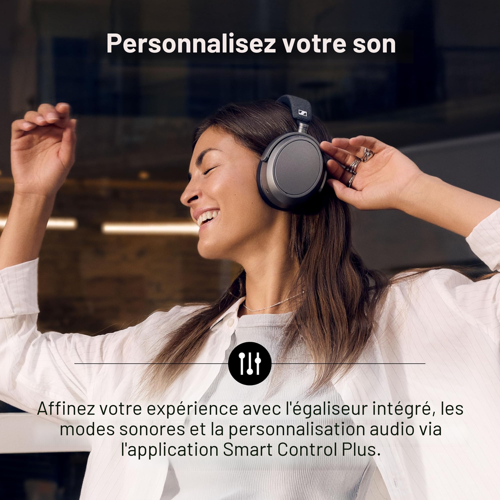 Sennheiser Momentum 4 Écouteurs sans Fil Bluetooth avec réduction adaptative du Bruit pour des appels cristallins 60 Heures d'autonomie Son Personnalisable, léger et Pliable Graphite, 700383