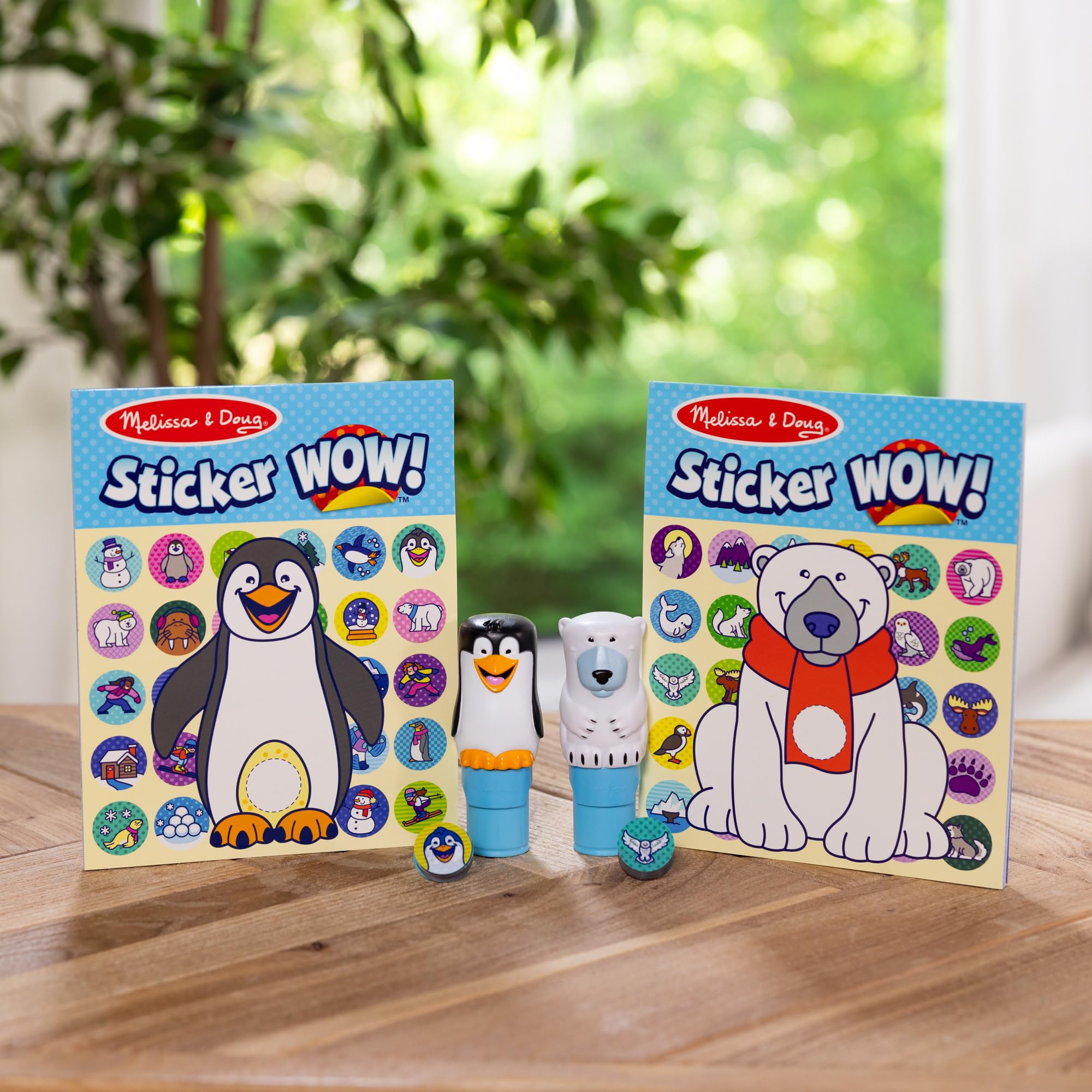 Melissa & Doug Sticker Wow!® Pacchetto CONVENIENZA - Orso Polare e Pinguino per Lavoretti Artistici, 2 Blocchi attività, 2 Timbratori di Adesivi, 2 Pacchetti di Adesivi Extra - Certificati FSC