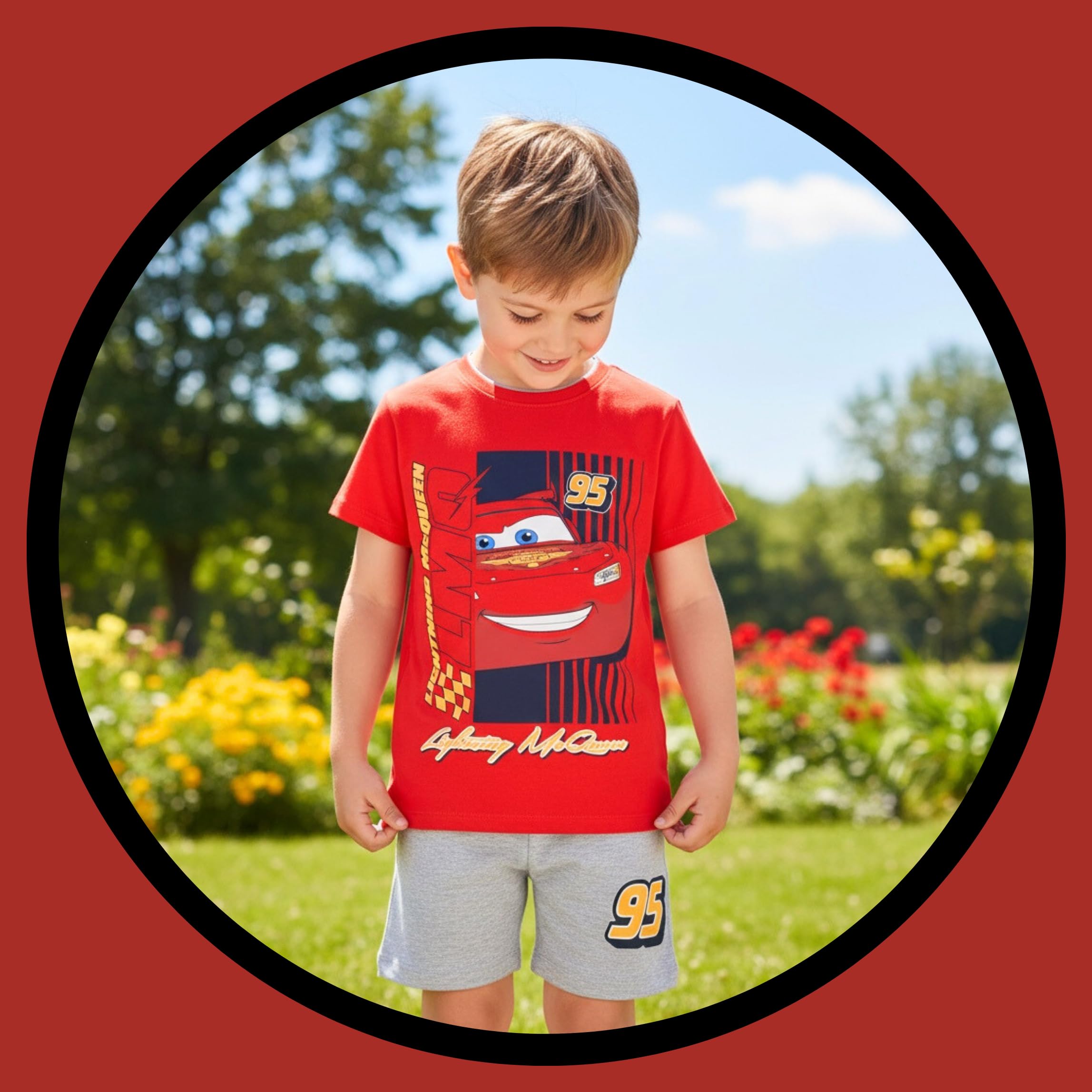 Disney Pixar Cars Ensemble pour Garçon, Pyjama 2 Pièces T-Shirt et Short Motif Lightning McQueen, Tailles 3 a 6 Ans