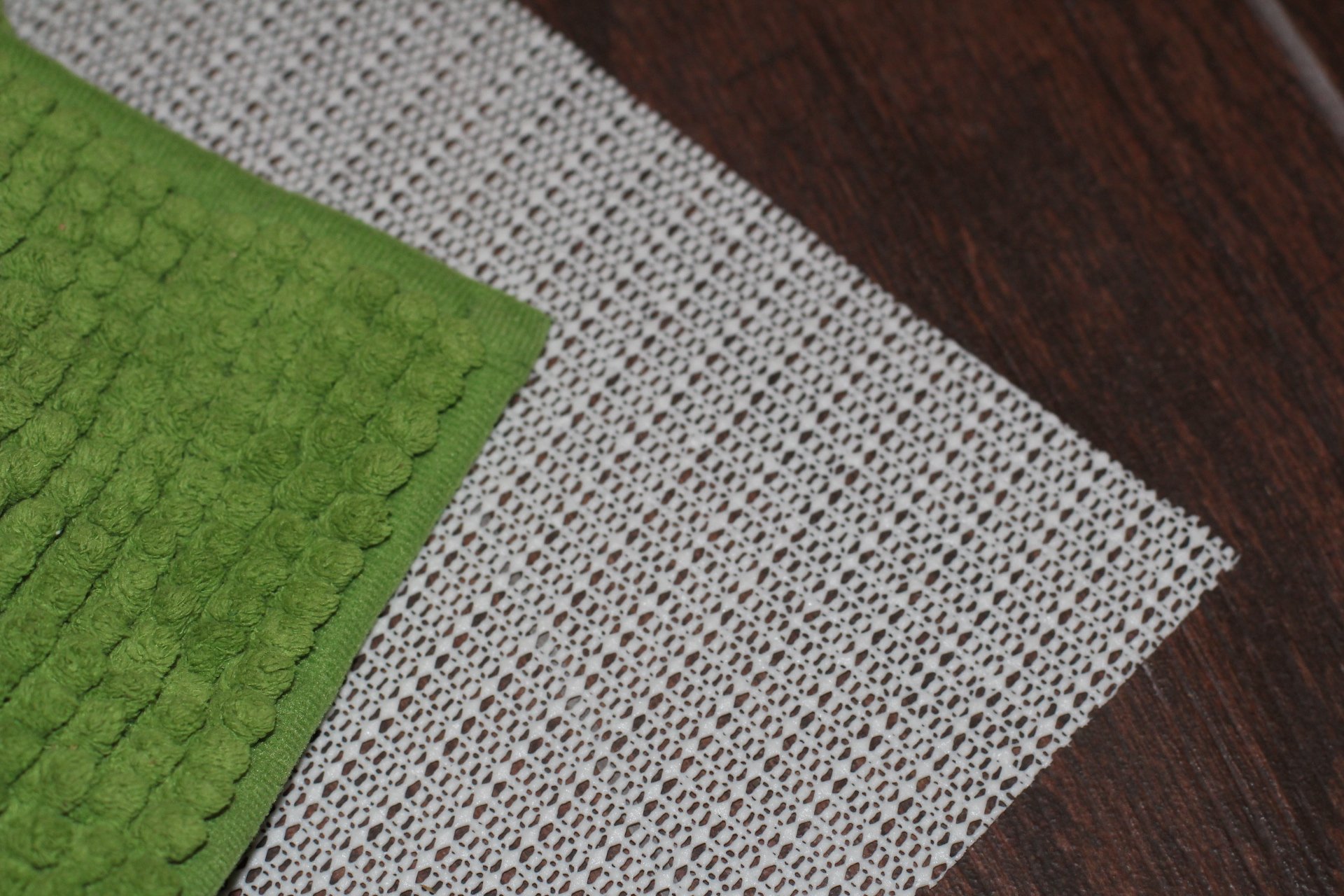 Non Slip Rug Pad AirGo Products Anti-Slip Rug Gripper - Reduce Slipping, Bunching, and Movement of your Oriental, Throw & Area Rugs- Non-slip Rug Wrench Padding & Protector