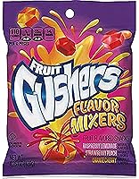 Vista 6 de Fruit Gushers Paquete de 2 variedades, mezcladores de bayas súper ácidas y sabores, sin gluten y llenos de vitamina C.