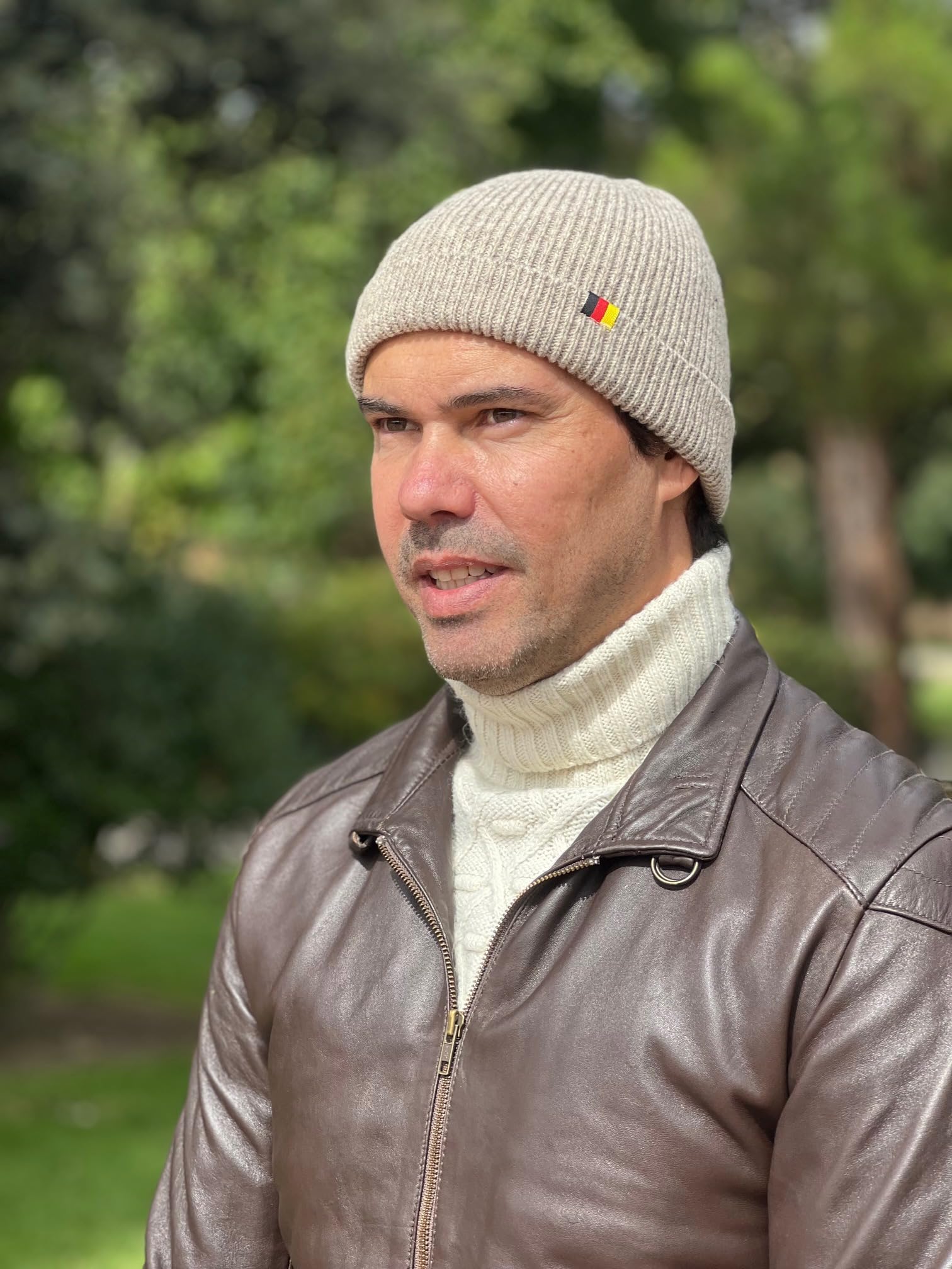 Patriia Berretto con bandiera tedesca 100% lana merino, realizzato a mano, cappello di lana da uomo, berretto da donna