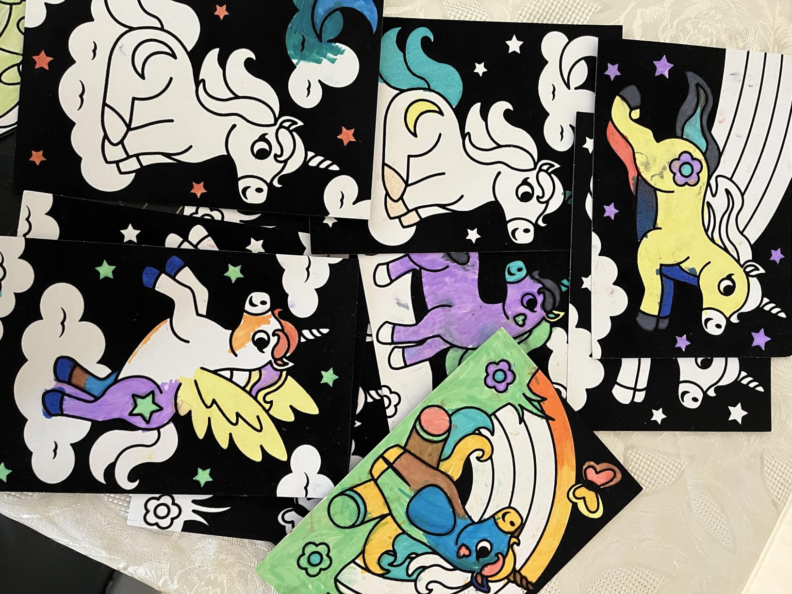 Baker Ross Coloriage En Velours Motif Licornes - Lot De 10, Activites Manuelles Pour Les Enfants