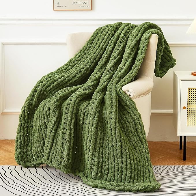 Ultra Soft Fleece Throw Blanket with Gift Box,50x70 Chunky