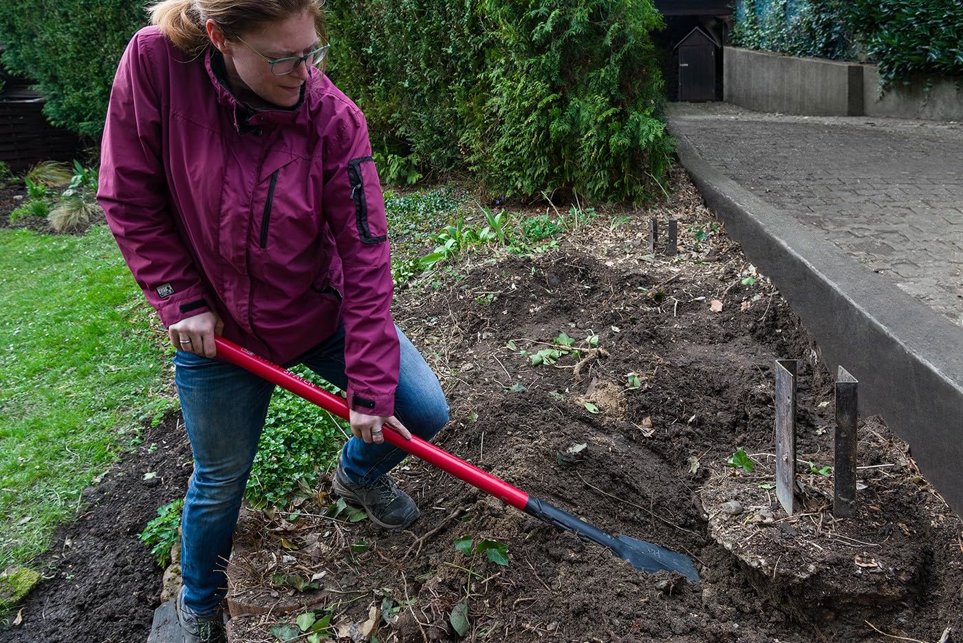 IDEAL - Szpadel siłowy Plus | Właściwości łopaty i łomu | grubość ostrza 5 mm/waga jednostkowa ok. 5,3 kg | masywne krawędzie chroniące przed krokami zwiększają przenoszenie siły