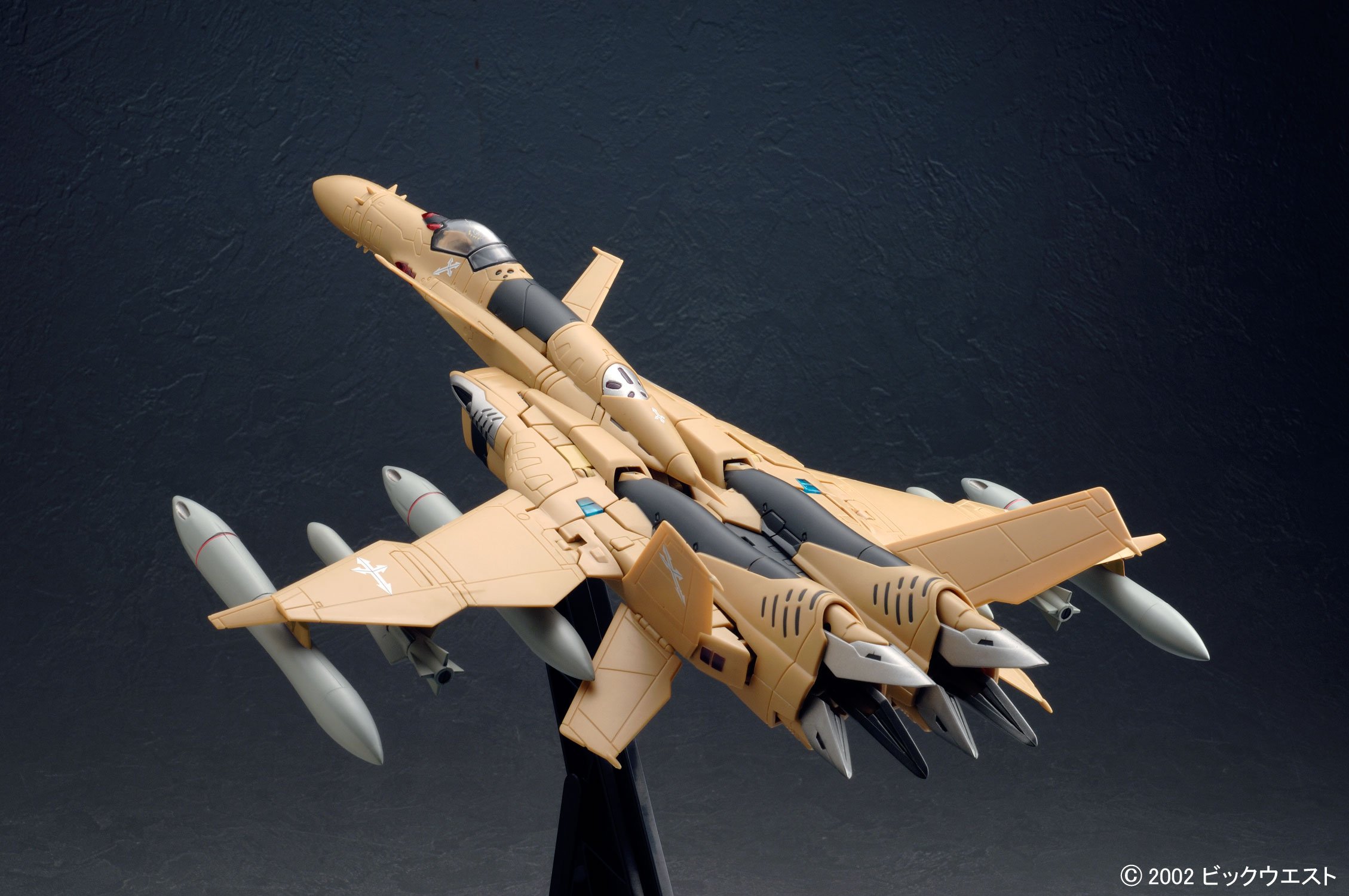 Amazon.co.jp: 1/60 マクロスゼロ 完全変形 SV-51α 量産機 : ホビー