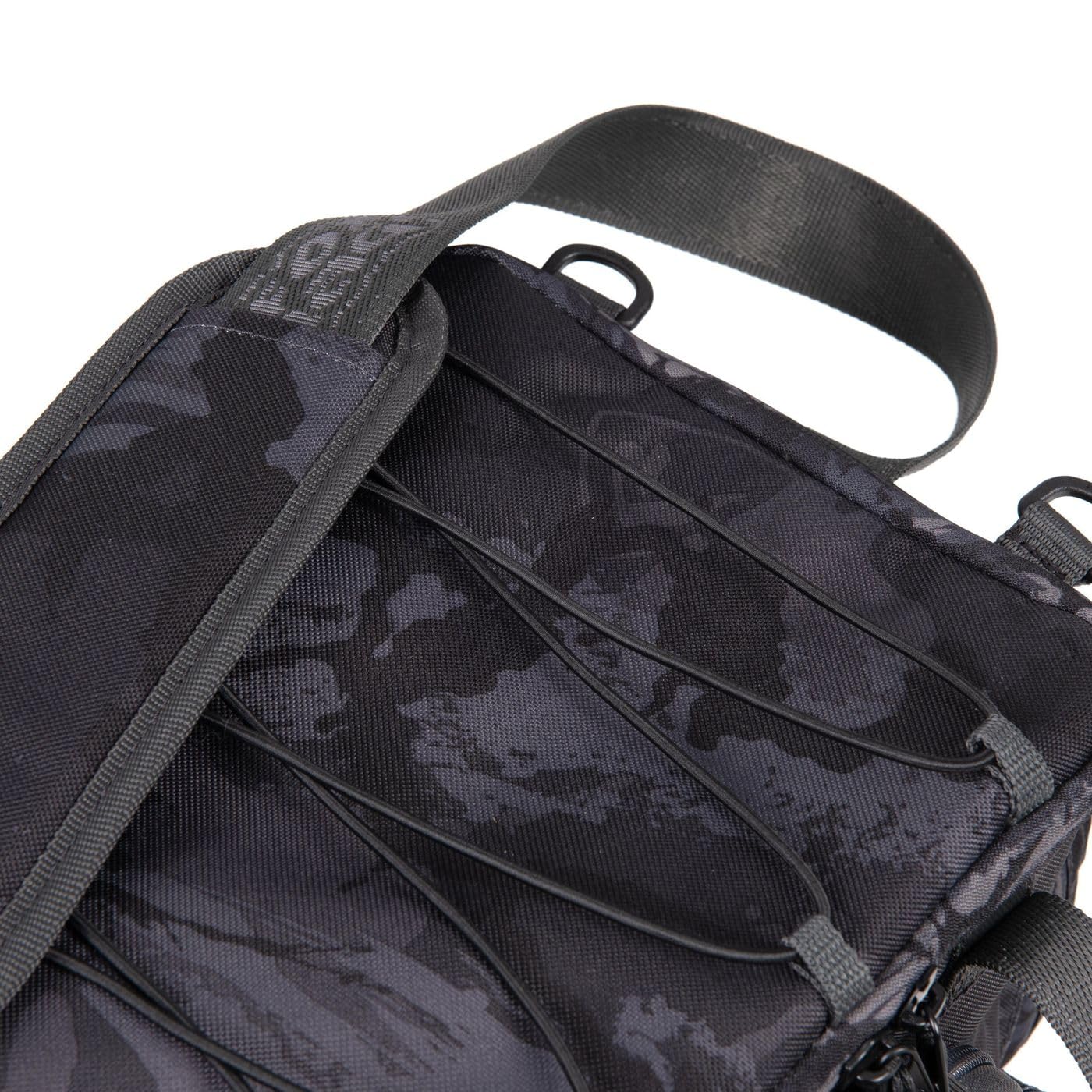 Fox Rage Camo Voyager Medium Tackle Bag 39x27x25cm - Angeltasche, Zubehörtasche, Tragetasche
